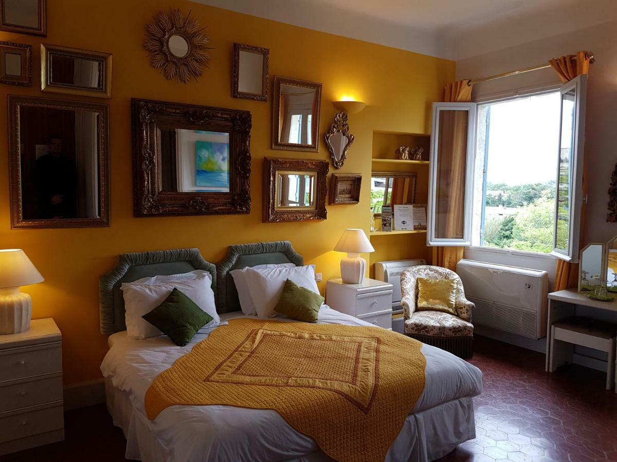Les Saisons Bed & Breakfast Villeneuve-les-Avignon Luaran gambar